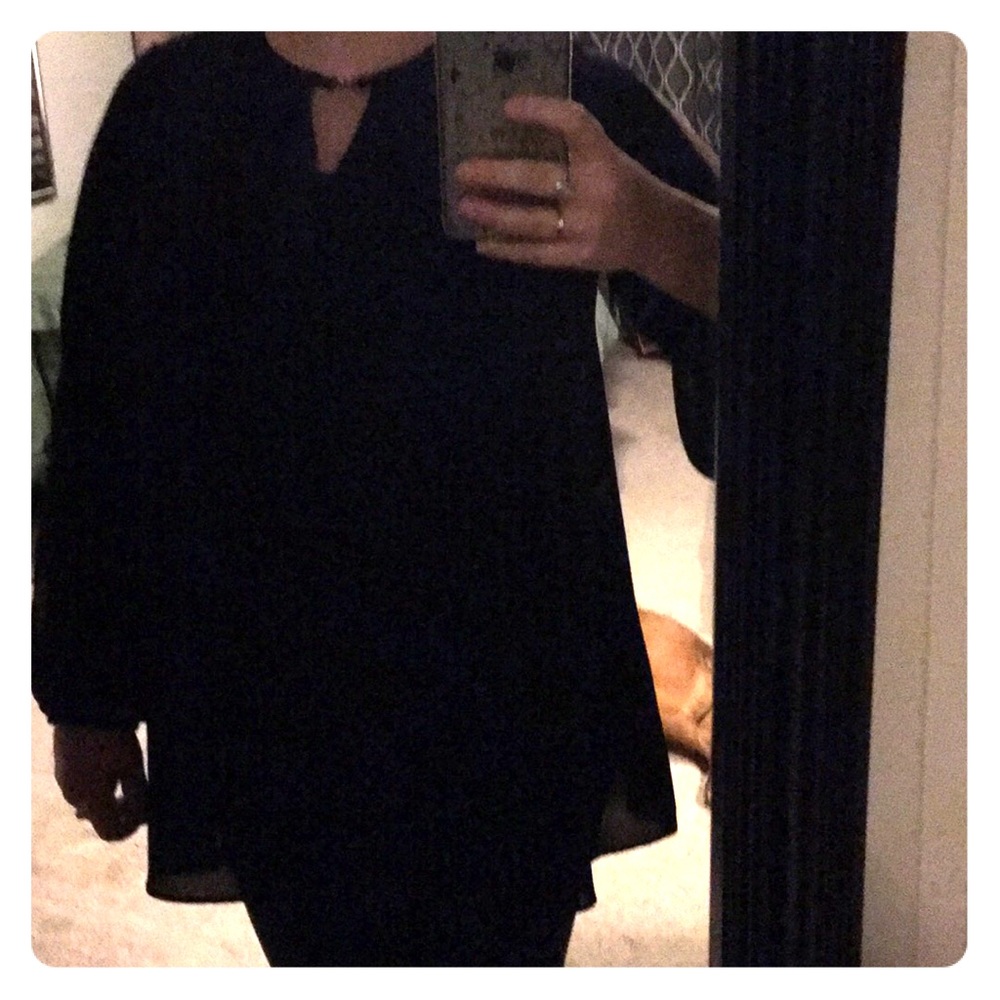 Black chiffon open sleeve tunic.